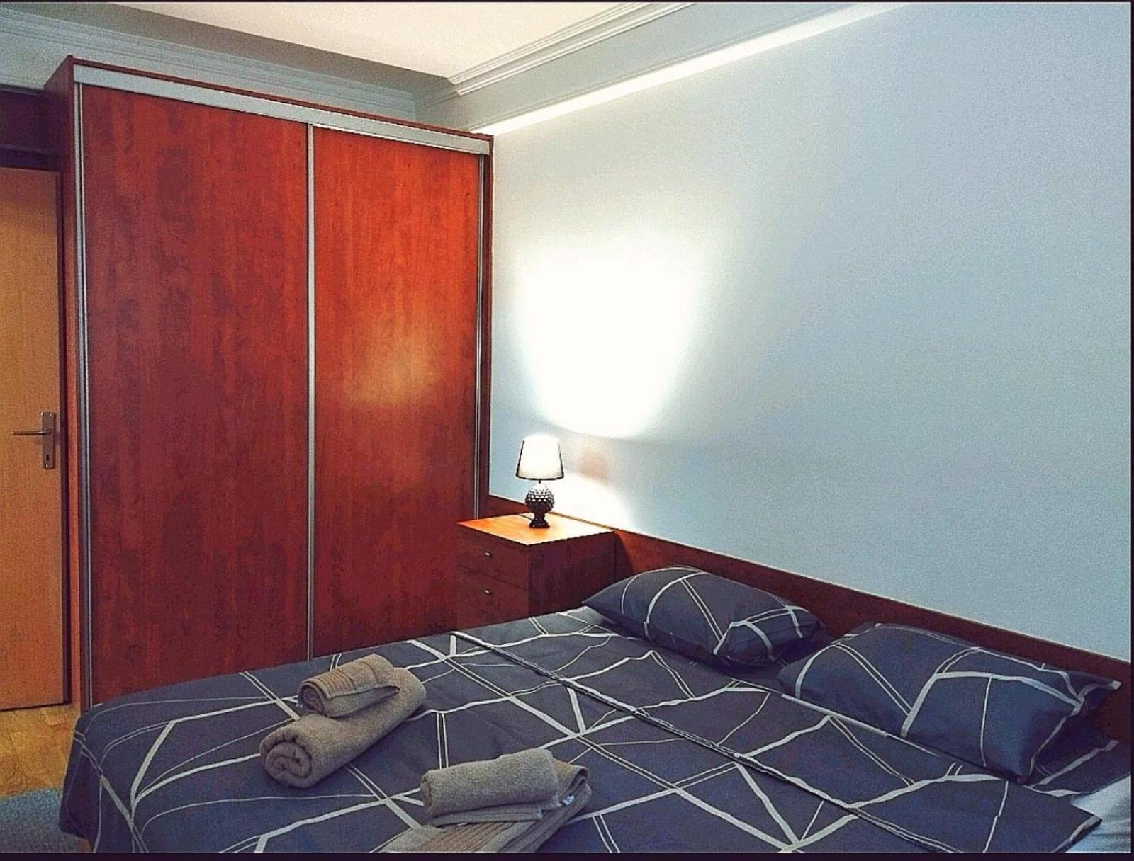 Lovely Square Apartment Purple Velvet Skopje Exterior foto