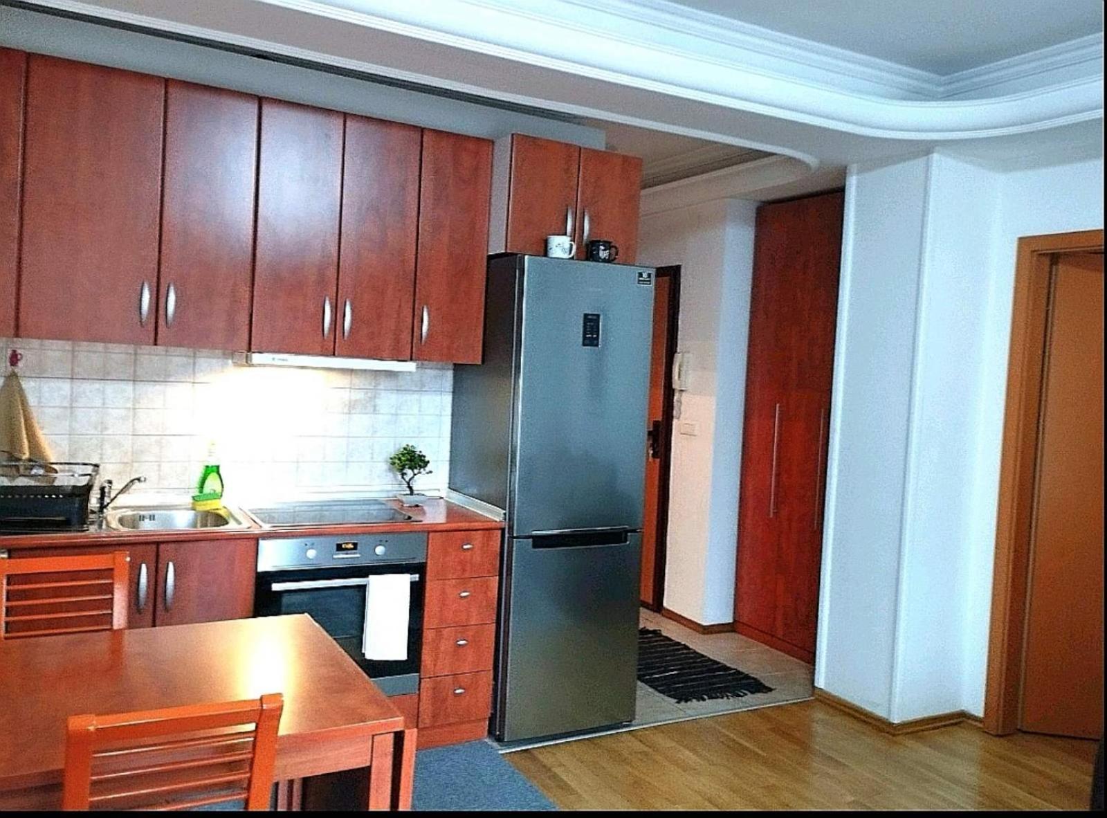 Lovely Square Apartment Purple Velvet Skopje Zimmer foto