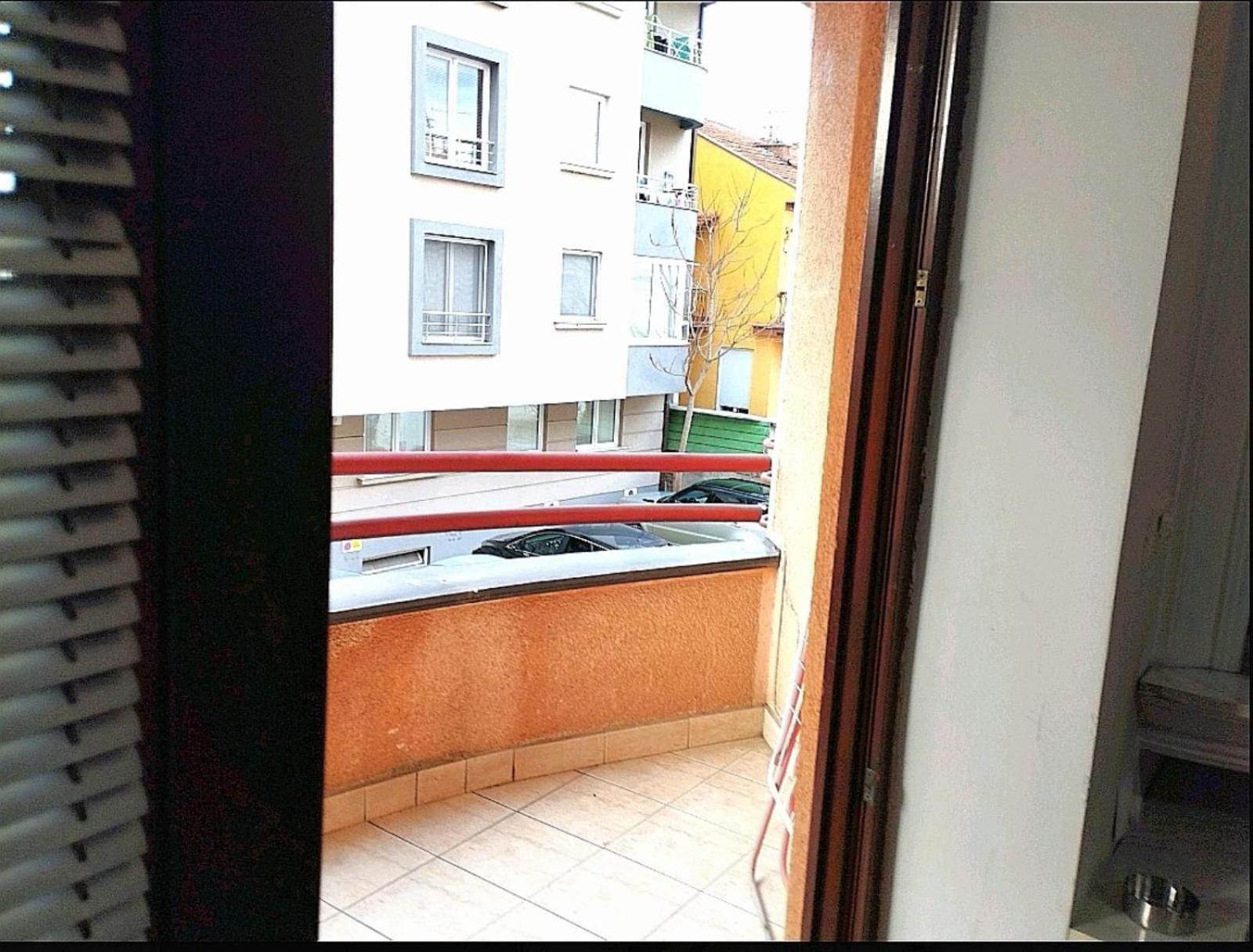 Lovely Square Apartment Purple Velvet Skopje Zimmer foto